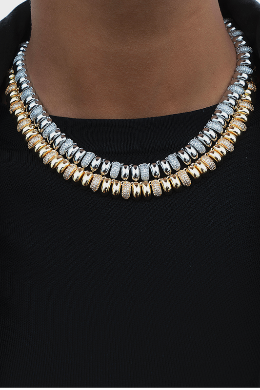 Collier livia